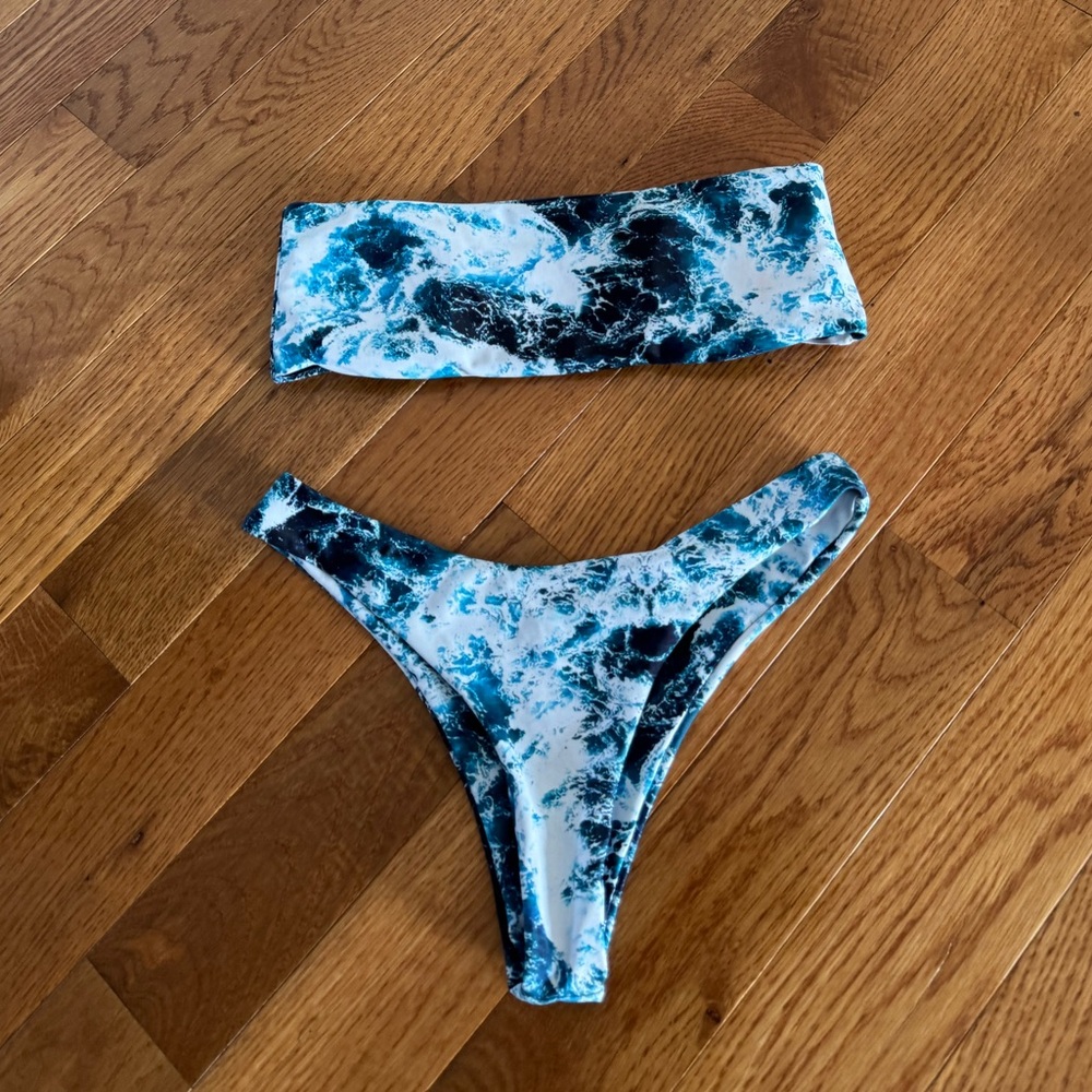 Blue Marble Print Bandeau Bikini Set